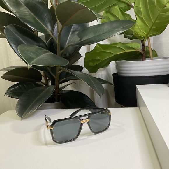 VERSACE VINTAGE ICON PILOT SUNGLASSES - Picture 5 of 8